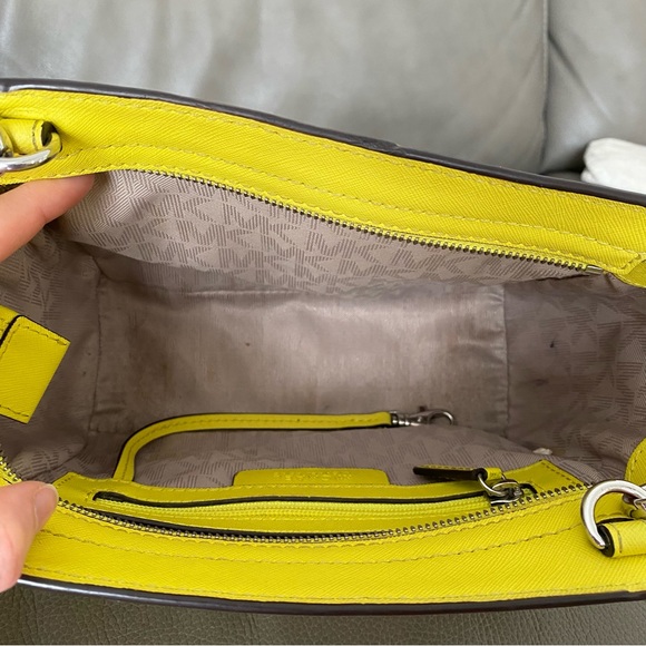 SALE MK Studded Selma Canary Yellow Leather Crossbody Bag - Picture 7 of 10